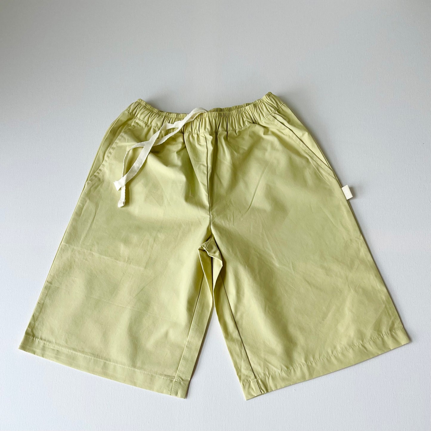bottoms | short pants | pistachio