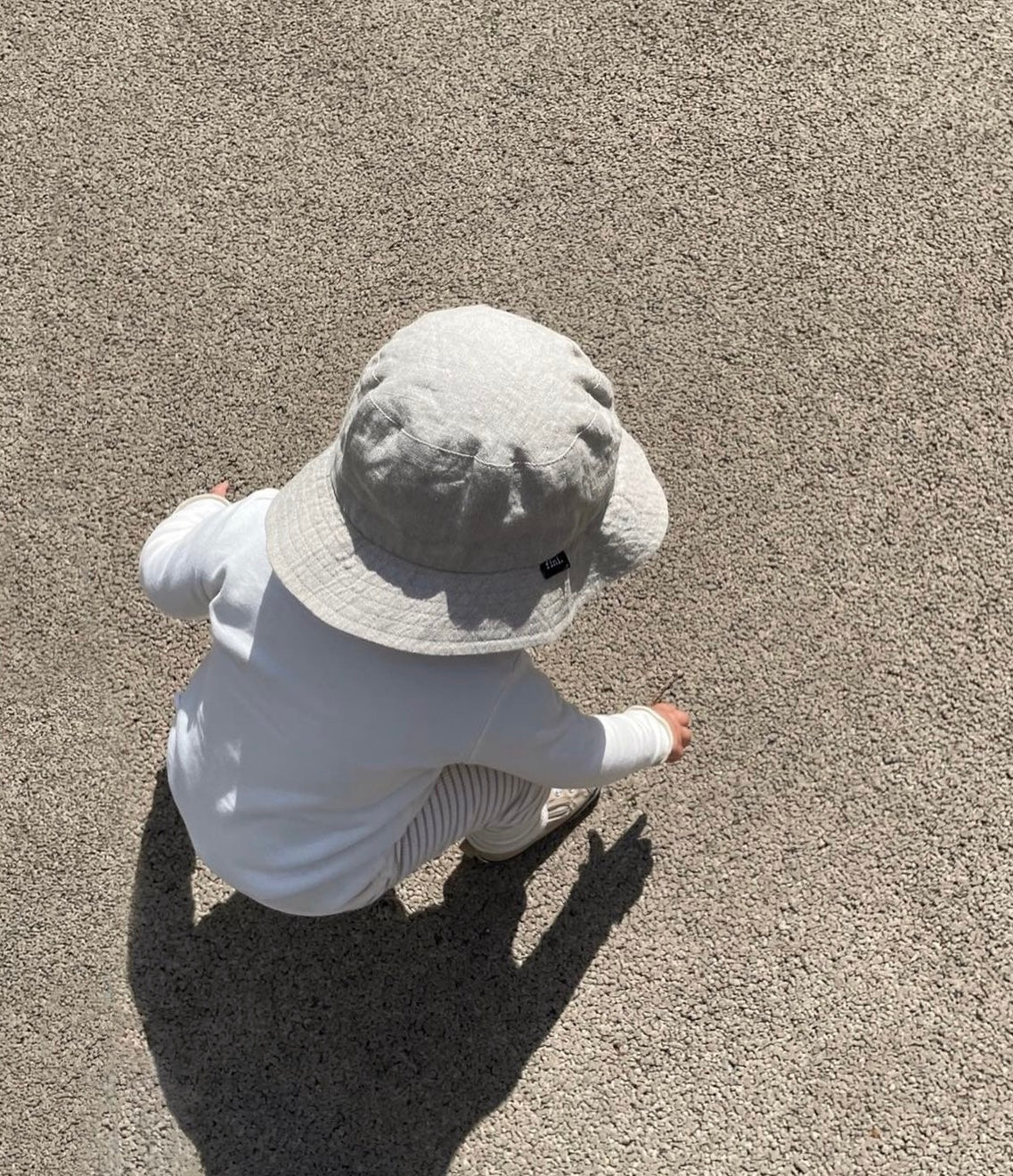 fini. bucket hat | linen-fini. the label