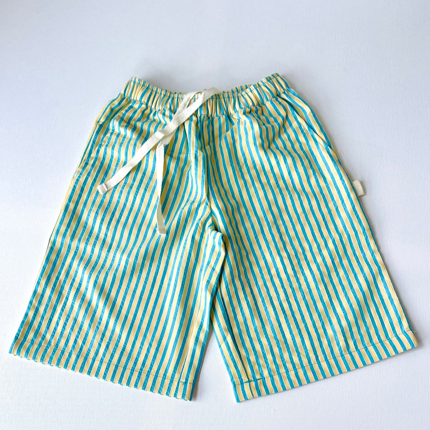 bottoms | short pants | stripe