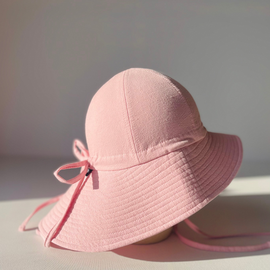 floppy hat | pinkie