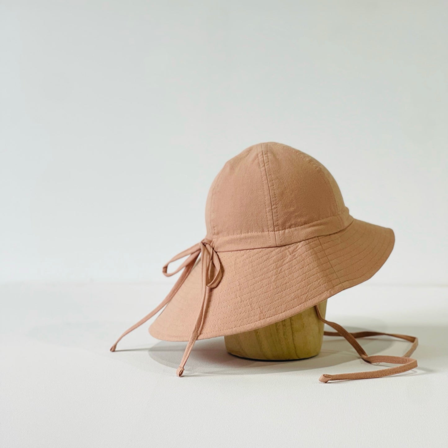floppy hat | pink