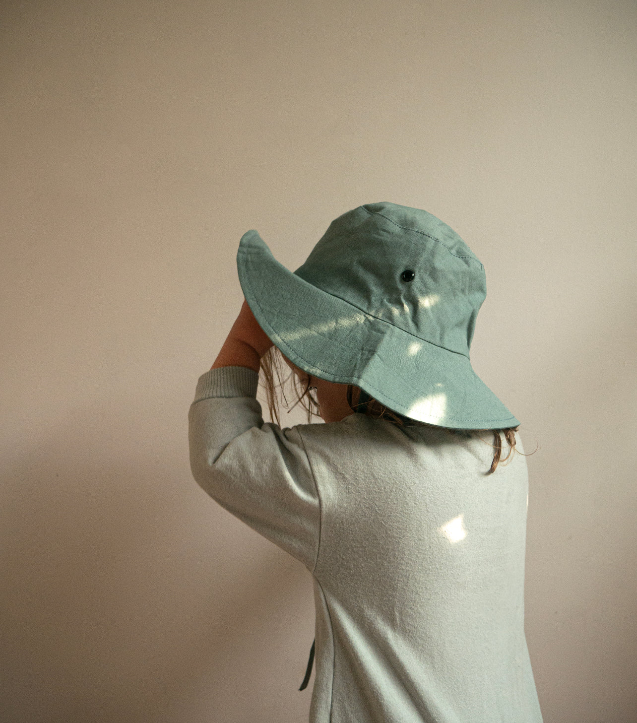 fini. relaxed bucket hat | blue-fini. the label
